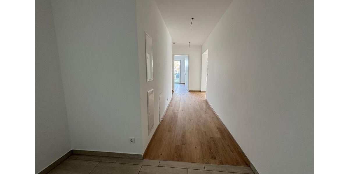 Erdgeschoßwohnung Schierling - 2 Zimmer, 82 m&sup2;, 900&euro; | Angebot:26638683