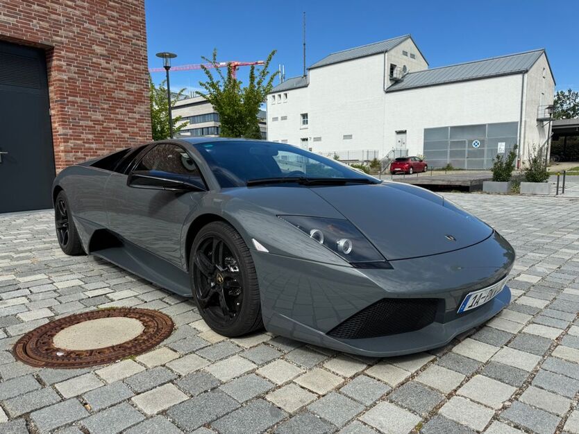 Lamborghini Murciélago 8.300 km 329.000 € Unterföhring 85774