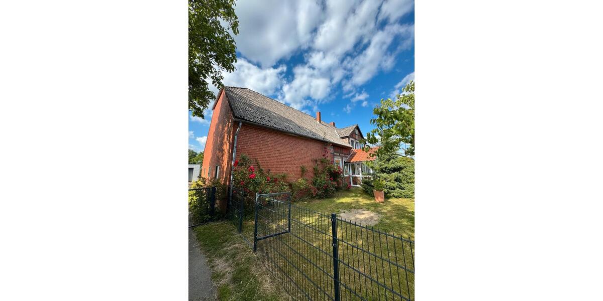 Einfamilienhaus Lübbow - 8 Zimmer, 130 m&sup2;, 244.500&euro; | Angebot:26348782