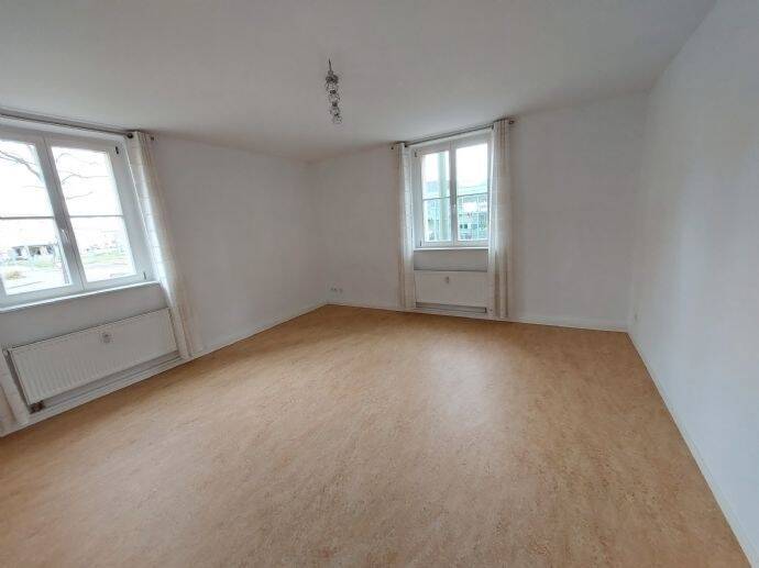 Zimmer Dessau-Roßlau Innenstadt - 2 Zimmer, 69 m&sup2;, 497&euro; | Angebot:25671916