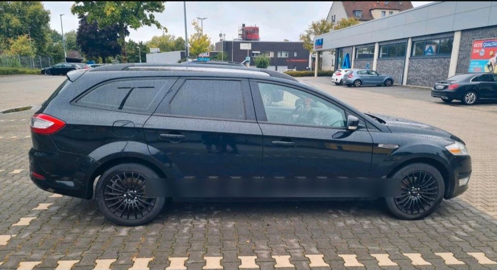 Ford Mondeo 227.404 km 3.590 &euro; Witten 58452
