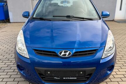 Hyundai i20 126.000 km 3.299 &euro; Goslar/Oker 38644