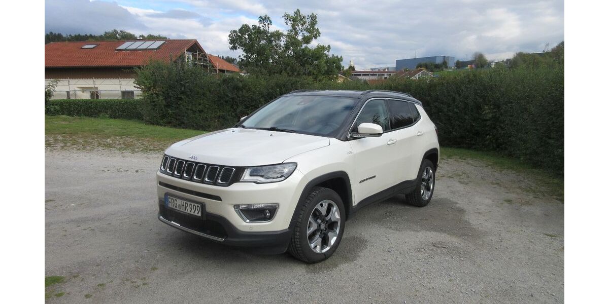 Jeep Compass 74.000 km 20.900 &euro; Regen 94209