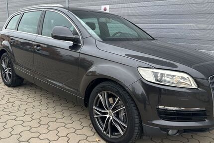 Audi Q7 275.243 km 7.999 € Fürth 90763