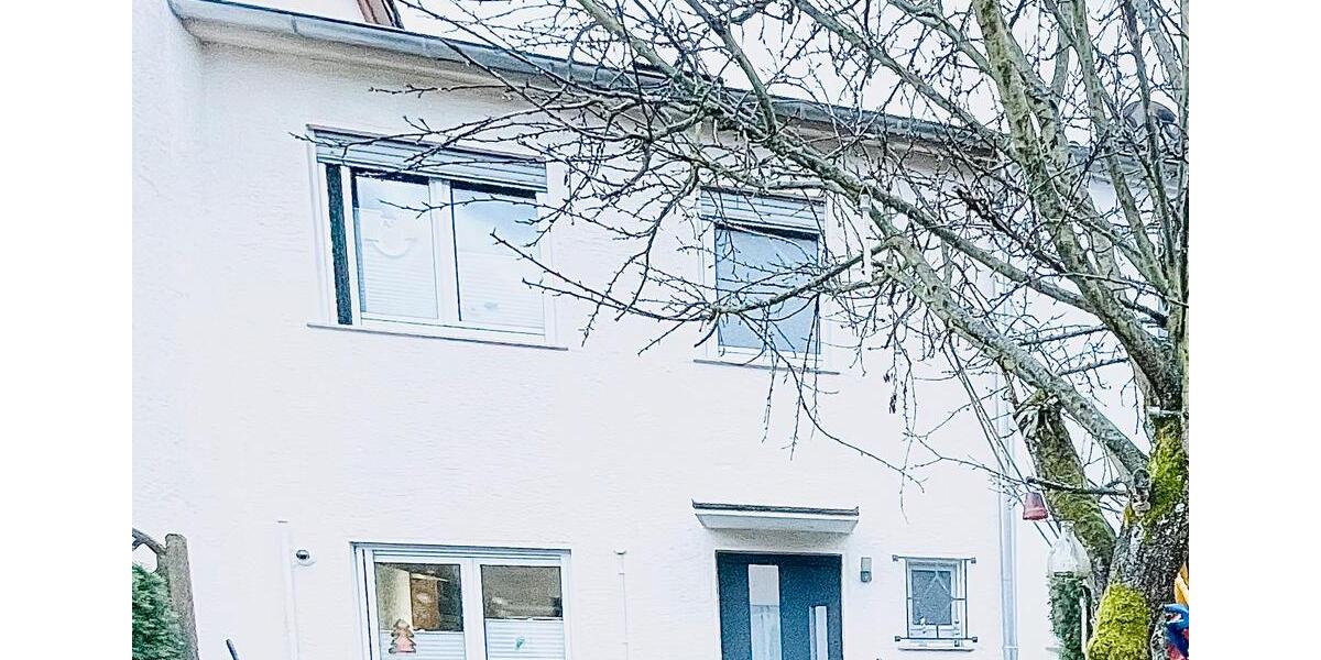 Reihenhaus Kelkheim (Taunus) - 4 Zimmer, 120 m&sup2;, 1.820&euro; | Angebot:25977480