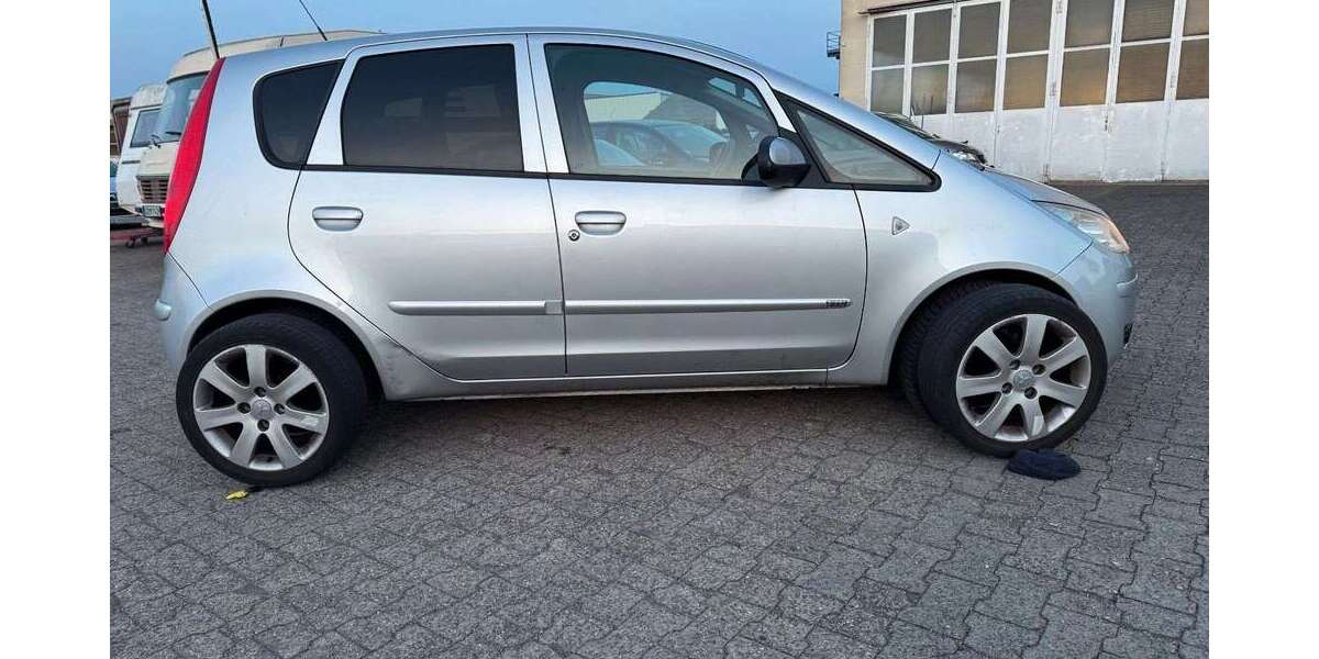 Mitsubishi Colt 336.914 km 1.499 € Bonn 53227