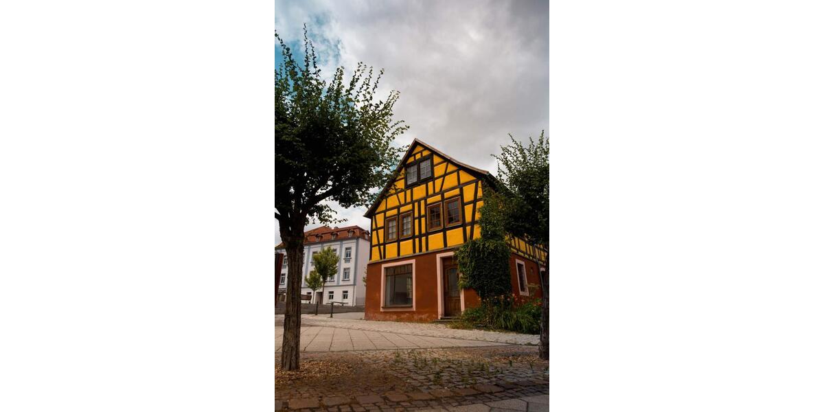 Etagenwohnung Neustadt an der Orla - 3 Zimmer, 70 m&sup2;, 450&euro; | Angebot:25994964