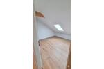 Dachgeschoßwohnung Holzheim - 3 Zimmer, 80 m&sup2;, 1.000&euro; | Angebot:26249071