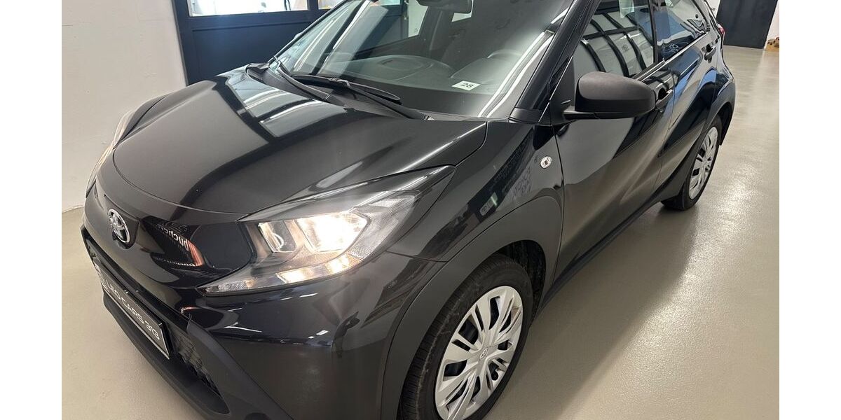 Toyota Aygo (X) 75.412 km 10.990 &euro; LEONBERG 71229
