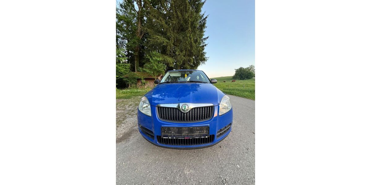 Skoda Fabia 102.000 km 3.300 &euro; Fridolfing 83413