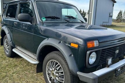 Lada Niva 120.000 km 5.990 &euro; Ziesar 14793