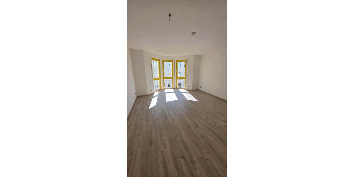 Etagenwohnung Ostrau - 3 Zimmer, 95 m&sup2;, 350.000&euro; | Angebot:26941515