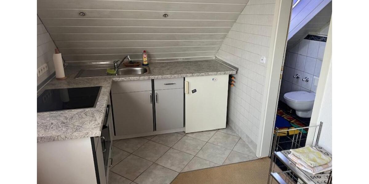 Dachgeschoßwohnung Heroldsberg - 1 Zimmer, 38 m&sup2;, 420&euro; | Angebot:25376404