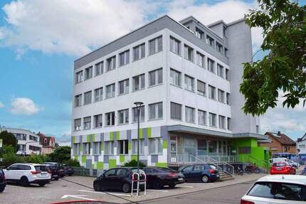 83 m² Büro o. Praxis 2. OG Aufzug ideal für Beratung, Fußpflege, Massage, Umkleiden, WC, Erbpacht 1 zimmer