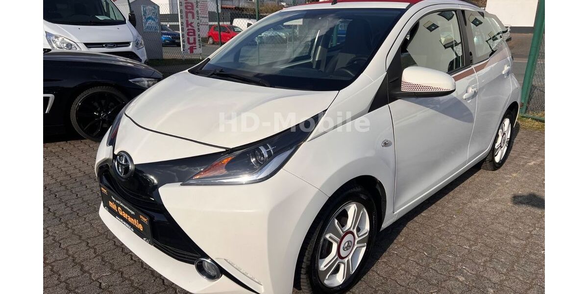 Toyota Aygo (X) 107.000 km 7.950 &euro; Freigericht - Somborn 63579
