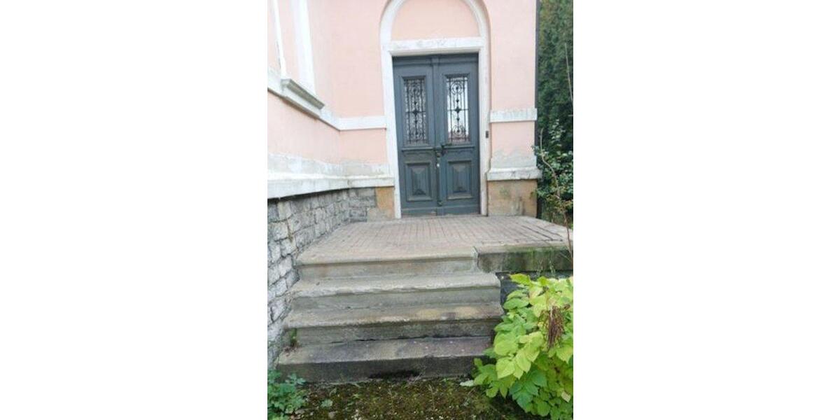 Villa Ebersbach-Neugersdorf Neugersdorf - 8 Zimmer, 240 m&sup2;, 98.000&euro; | Angebot:27118319