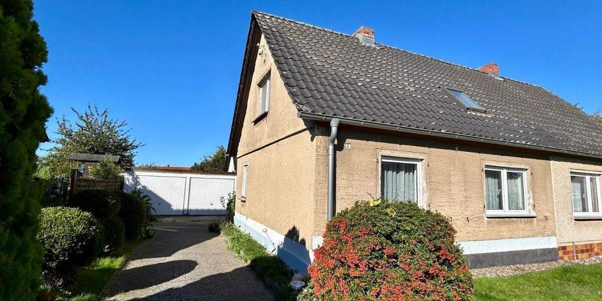 Doppelhaushälfte Demmin - 2 Zimmer, 85 m&sup2;, 80.000&euro; | Angebot:25670296