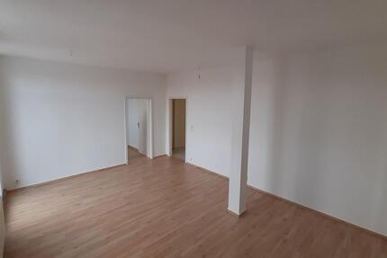 Erstbezug nach Renovierung 3 zimmer