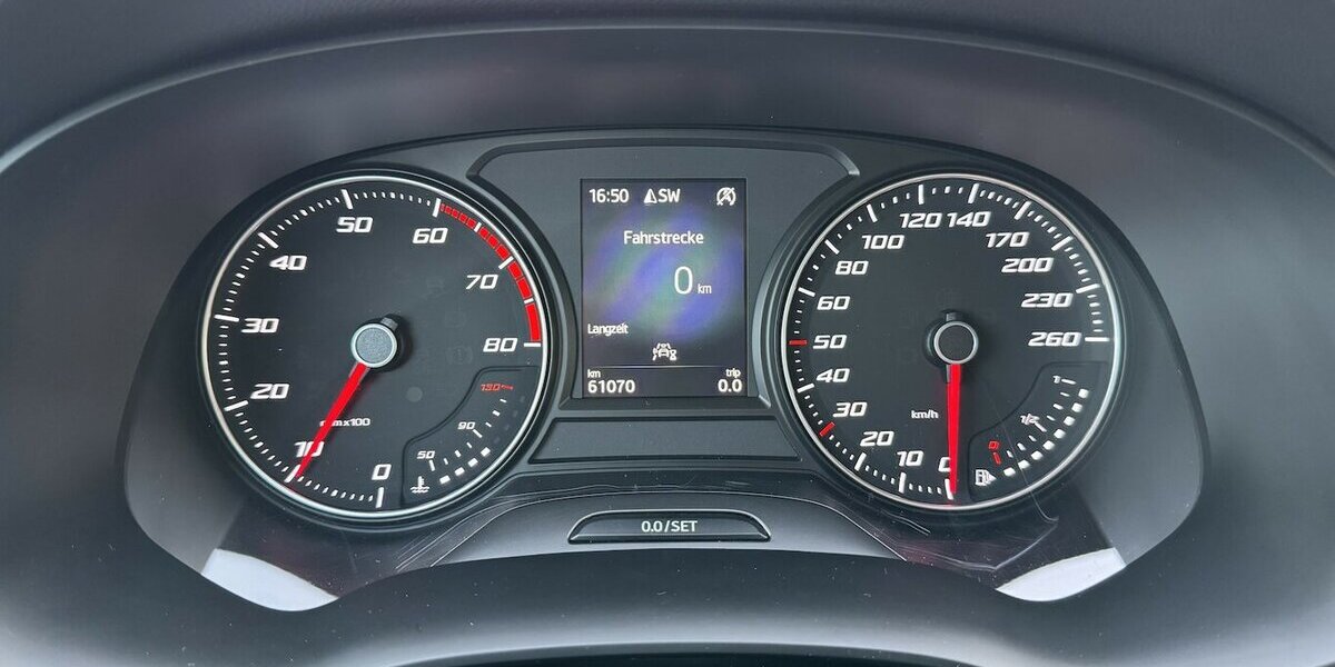 Seat Ateca Leder Navi Klima Temp. SR+WR UNFALLFREI 1a 60.000 km 15.500 &euro; Erftstadt 50374