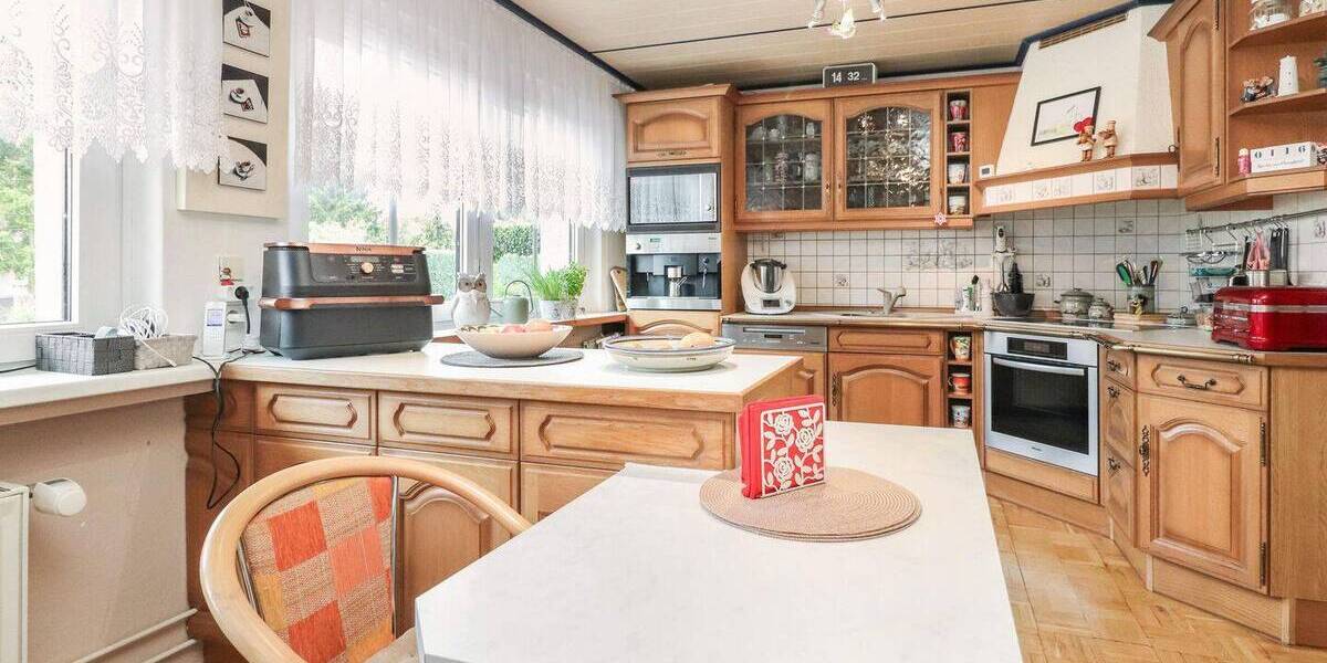 Doppelhaushälfte Salzwedel - 8 Zimmer, 215 m&sup2;, 349.000&euro; | Angebot:25743794
