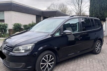 VW Touran 296.470 km 4.300 &euro; Bad Homburg 61350