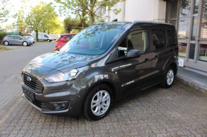 Ford Tourneo Connect 107.000 km 15.700 € Rüsselsheim 65428