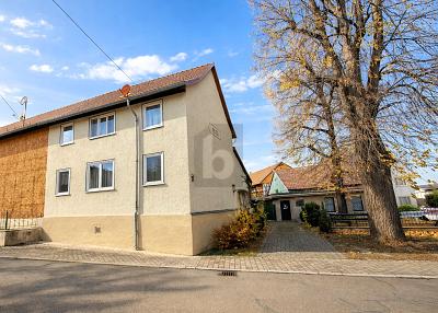 HISTORISCH VIEL PLATZ MIT GARTEN UND GARAGE - Reihenendhaus Arnstadt | Angebot:27229168