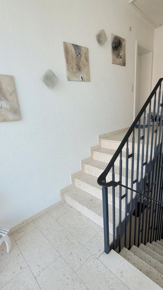 Zweifamilienhaus in Selm 183 qm OG vermietet EG frei 889 qm insg.