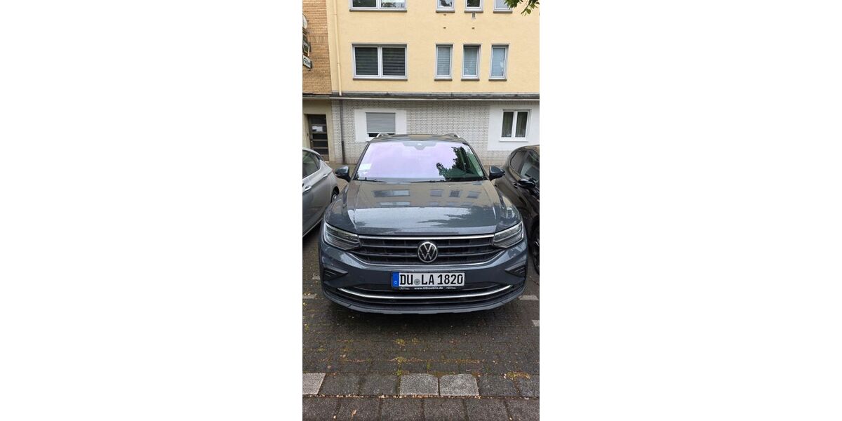 VW Tiguan 88.000 km 22.900 &euro; Duisburg 47057