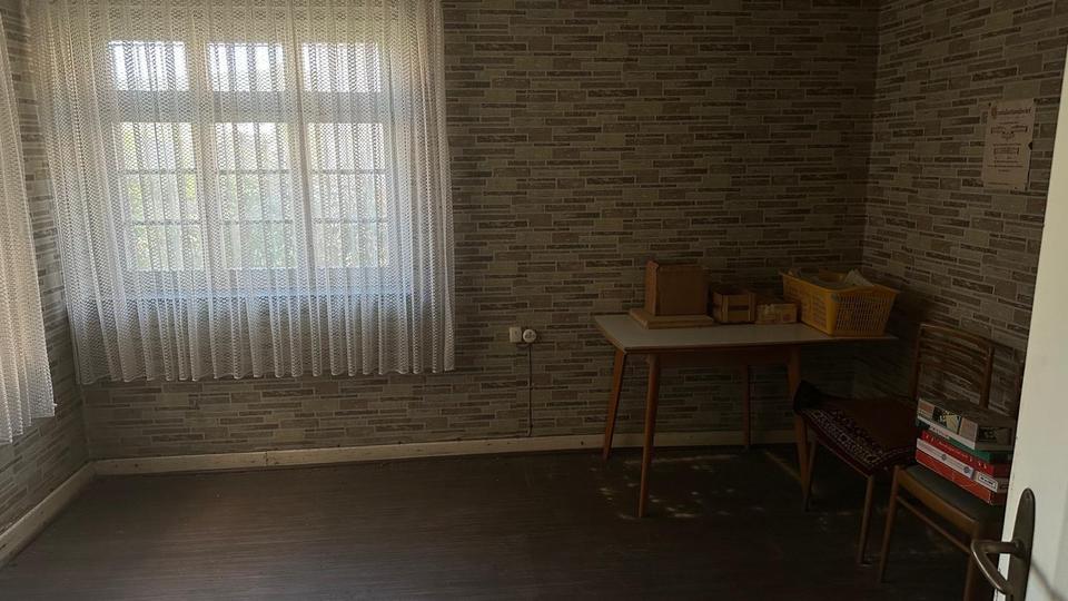 Einfamilienhaus Siegen Weidenau - 8 Zimmer, 140 m&sup2;, 330.000&euro; | Angebot:26901692