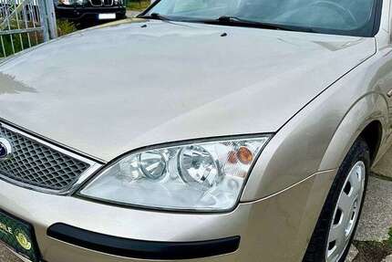 Ford Mondeo 128.000 km 2.999 € Berlin 12307