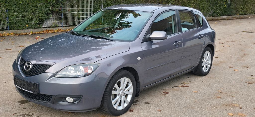 Mazda 3 148.742 km 4.400 € Ulm 89079