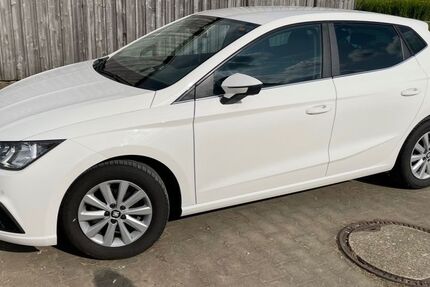 Seat Ibiza 122.000 km 9.300 &euro; Parsberg 92331
