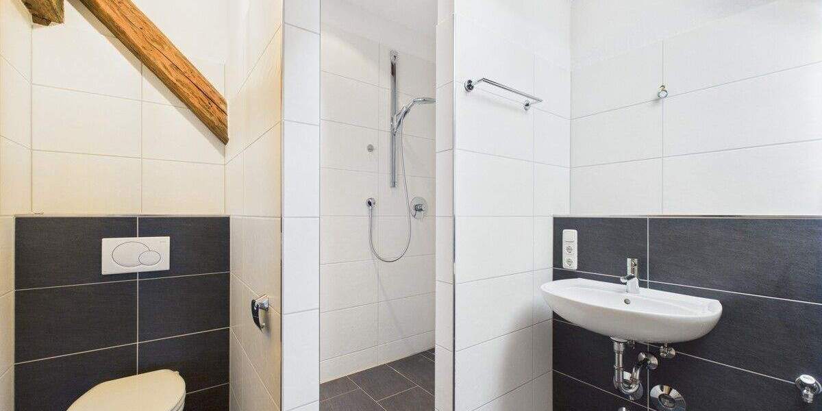 Etagenwohnung Regensburg Konradsiedlung-Wutzlhofen - 2 Zimmer, 66 m&sup2;, 990&euro; | Angebot:24690767