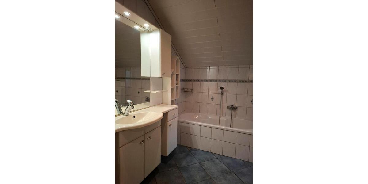 Einfamilienhaus Stemwede - 7 Zimmer, 155 m&sup2;, 194.000&euro; | Angebot:26040801