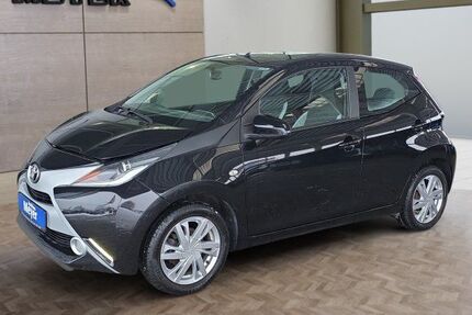 Toyota Aygo (X) 19.800 km 10.900 &euro; Hohenwarsleben bei Magdeburg 39326