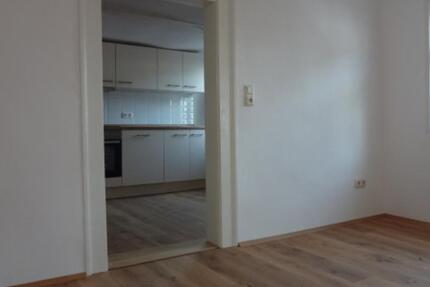 Attraktive 3,5 Zimmer Wohnung in Oberkaufungen 3 zimmer