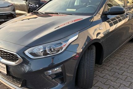 Kia ceed / Ceed 72.100 km 13.900 &euro; Remagen - Rolandseck 53424