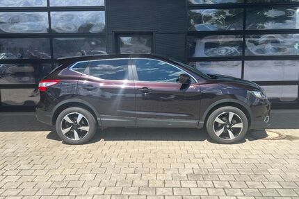 Nissan Qashqai 121.300 km 11.450 &euro; Woringen 87789