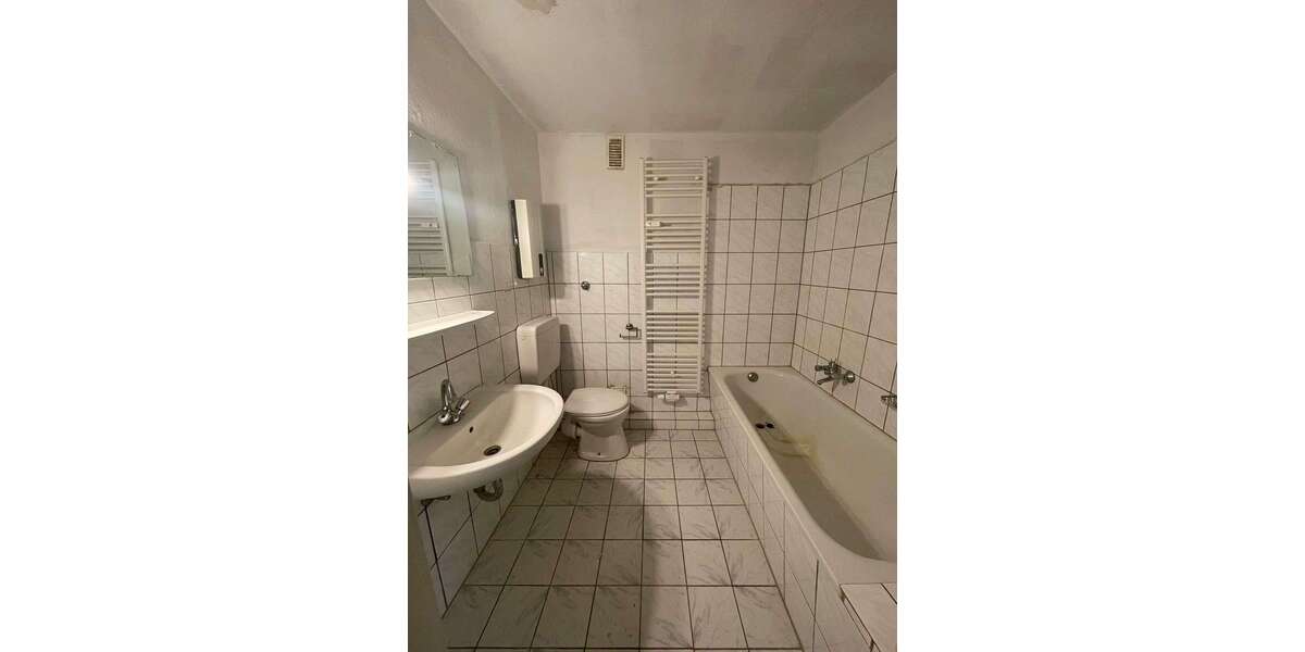 Etagenwohnung Mönchengladbach Rheydt - 4 Zimmer, 73 m&sup2;, 740&euro; | Angebot:24982731