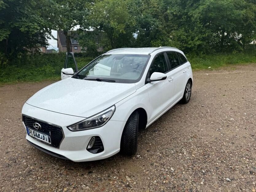 i30