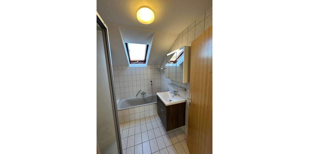 Etagenwohnung Brackenheim Stockheim - 2 Zimmer, 50 m&sup2;, 600&euro; | Angebot:24481806