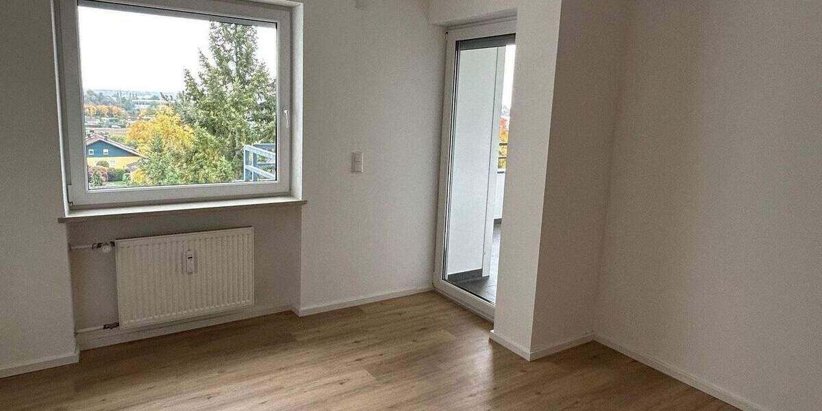 Etagenwohnung Plattling - 3 Zimmer, 82 m&sup2;, 248.000&euro; | Angebot:25770612