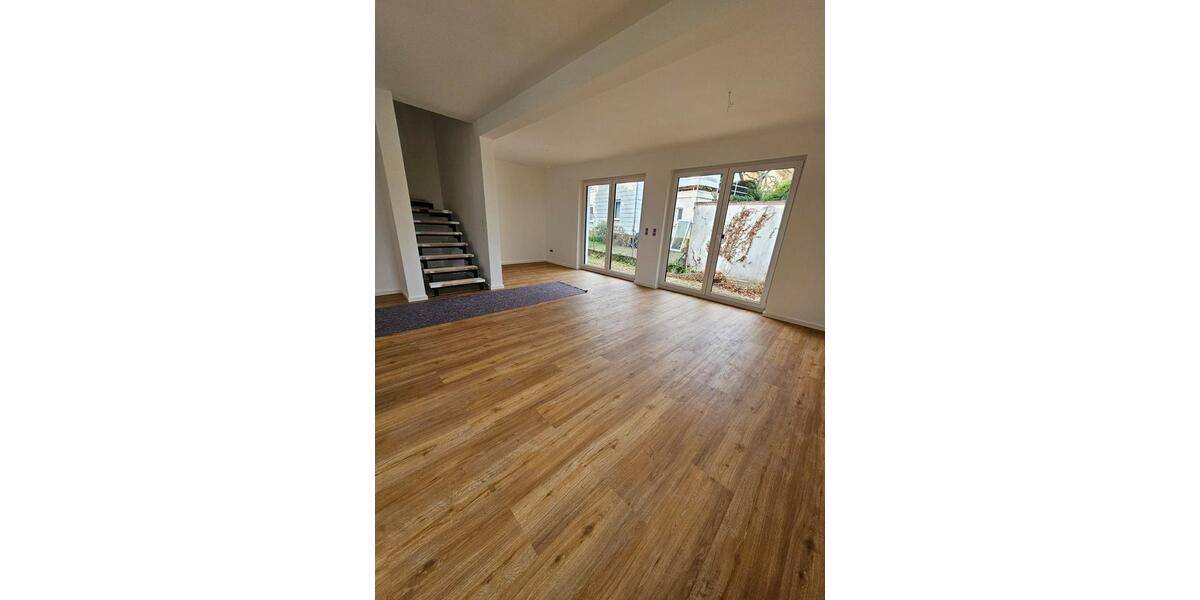 Großzügige Reihenmittelhäuser zu vermieten o. kaufen 5 zimmer