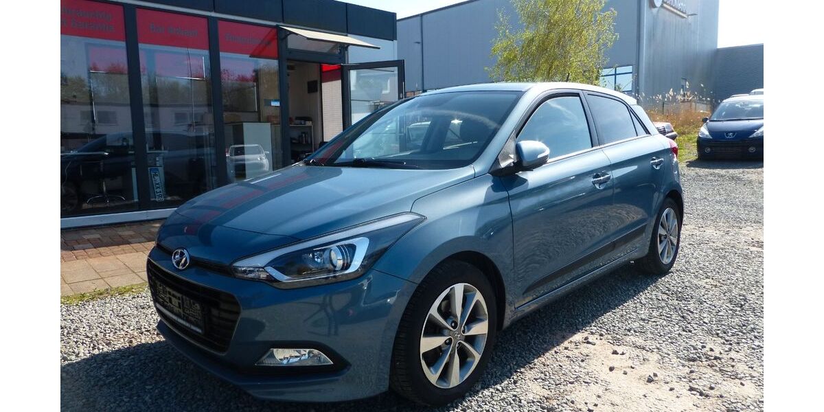 Hyundai i20 100.000 km 7.950 &euro; Lübeck 23560