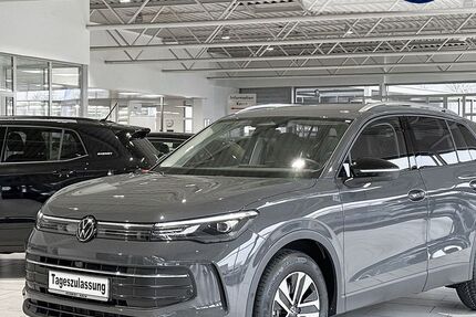 VW Tiguan 1.100 km 41.490 &euro; Bremen 28757