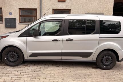 Ford Tourneo Connect 170.300 km 9.500 &euro; Tuntenhausen 83278