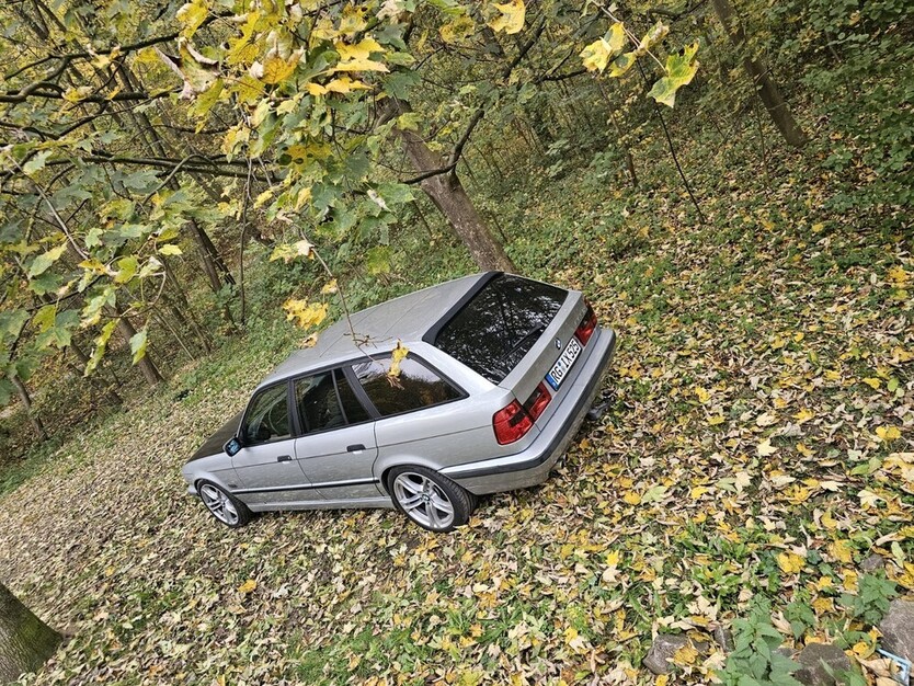 525 ix