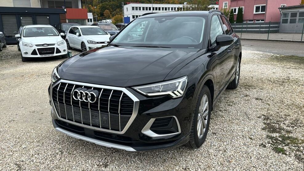 Audi Q3 87.000 km 28.500 € Königsbronn 89551