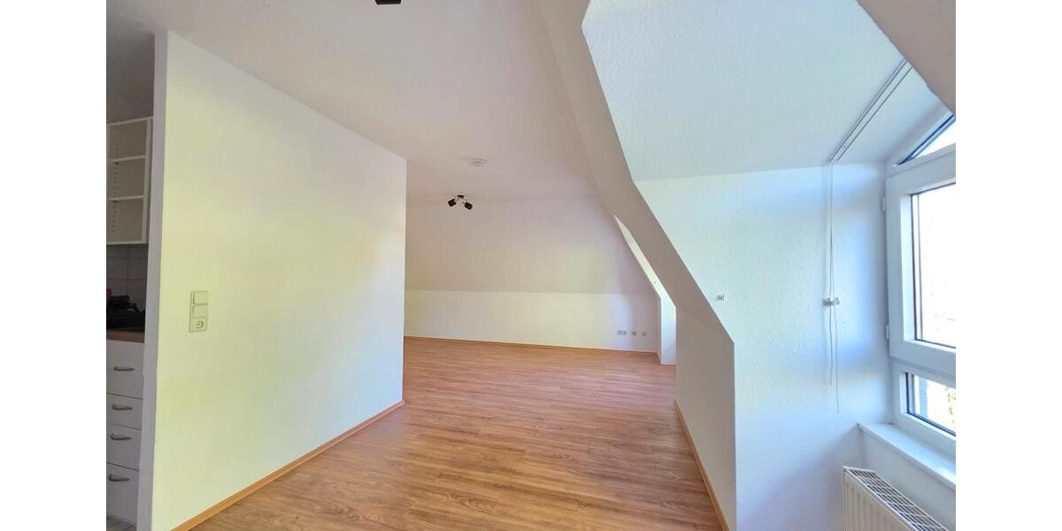 Dachgeschoßwohnung Markranstädt - 1 Zimmer, 33 m&sup2;, 69.000&euro; | Angebot:27098949
